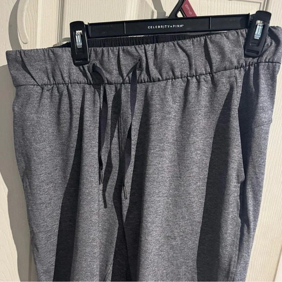 Lululemon On The Fly Pant 28"  Gray Size 8 - Picture 3 of 13
